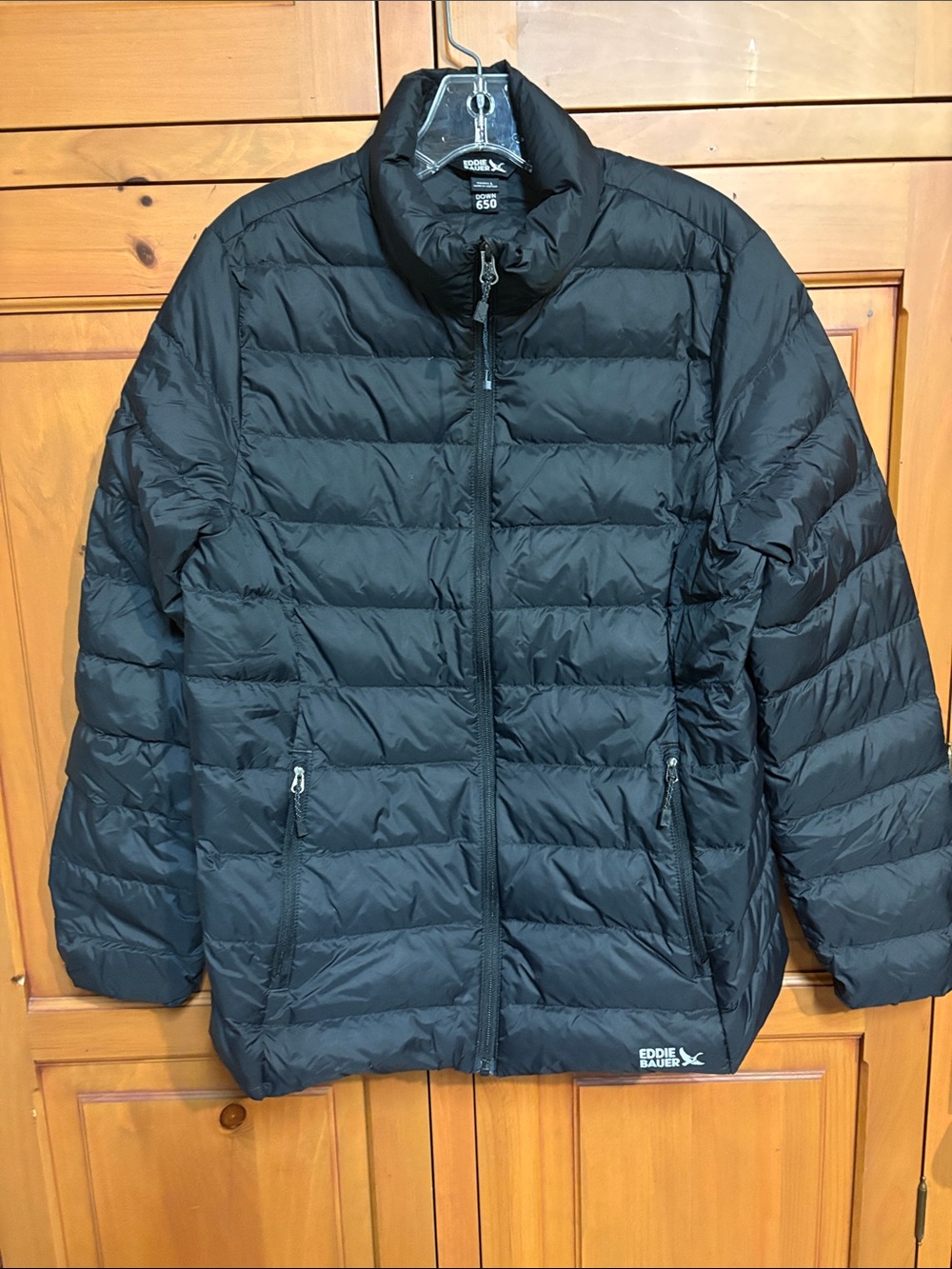 Eddie Bauer women’s/Unisex Black Quilted Packable Puffer Jacket